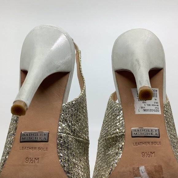 Badgley Mischka Women's Kiss Kiss Slingback Heels - Picture 8 of 8